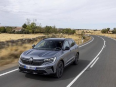 Używany, bezwypadkowy Renault Austral. Ogłoszenia z krajowego rynku wtórnego. Czy to się opłaca?