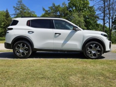 Nowy Citroën C3 Aircross w górę. Drożeje wersja benzynowa i hybryda