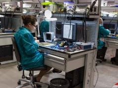 Twoje dziecko podjęło wakacyjną pracę? Nie zrób tego błędu. Chodzi o ubezpieczenie