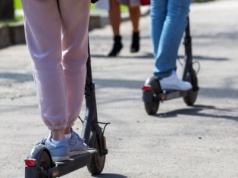 „Nie ma wrażeń bez obrażeń” – przerażający trend w sieci