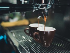 Na co zwrócić uwagę przygotowując kawę w ekspresie? Baristyczne wskazówki