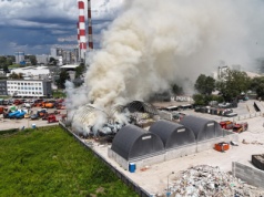 Pożar odpadów na PSZOK-u w Warszawie