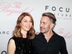 Marc Jacobs doczekał się filmowej biografii. Reżyseruje ją legenda kina