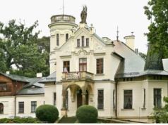 Ten okazały pałac noblista dostał w prezencie. Mieszkał tu tylko latem