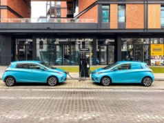 Państwowi „ładowacze” samochodów elektrycznych? Czemu nie, w końcu pieniędzy Polska ma mnóstwo