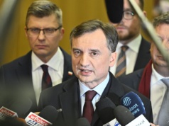 Zbigniew Ziobro pojawi się na komisji ds. Pegasusa?  Miał przejść operację