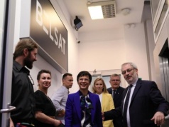 Unijna komisarz odwiedziła Biełsat, Wot Tak i Slawa TV. 