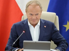Ekspert: Tym ruchem Tusk próbuje na jakiś czas powstrzymać ambicje Sikorskiego i zapobiec 
