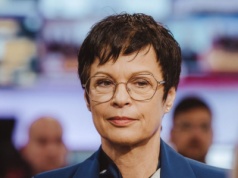 “Rozszerzenie UE najlepszą strategią walki z Putinem”. Eurokomisarz Kos dla telewizji Biełsat, Vot Tak i Slawa TV
