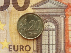 Europejskie maszyny przemysłowe próbują włączyć pierwszy bieg. Niemcy i Francja jeszcze nie odpaliły