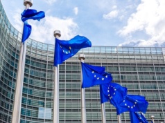 UE szykuje się na cła odwetowe. Obejmą m.in. branżę motoryzacyjną