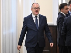 Alimenty wyższe niż pensja. Kontrowersyjne wskazówki od ministerstwa Adama Bodnara