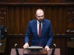 Debata w Sejmie ws. Świrskiego. Szczucki: TS odrzuci zarzuty