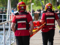 15-letni harcerz utonął w jeziorze. Media: Płynął w umundurowaniu i ciężkich butach