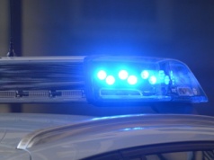 Tragiczny wypadek w Niemczech: Ciężarówka wjechała w dom – dwie ofiary śmiertelne