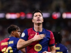 Ależ to zrobił! Trafienie Lewandowskiego robi furorę w sieci