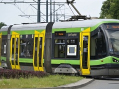 Tramwaj na tym skrzyżowaniu kasuje wszystkie zasady. Obowiązuje jedna, najważniejsza