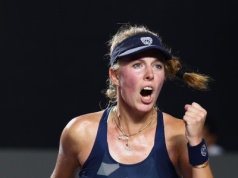 WTA Waszyngton 2025. Magdalena Fręch w ćwierćfinale. Łodzianka nie dała szans tenisowej legendzie