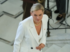 Szefowa Ministerstwa Edukacji zostaje, nie będzie łączenia z resortem nauki. ZNP komentuje