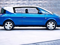 Renault Avantime – czas awangardy | Prezentacja z „Motoru” nr 29/2001