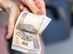 Coraz więcej osób wypłaca pieniądze z PPK. To nie zawsze się opłaca