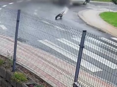 Sceny grozy w Lubawie. 12-latek na hulajnodze wjechał pod dostawczaka [WIDEO]