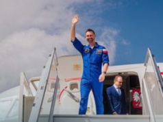 Uznański-Wiśniewski w Polsce. 