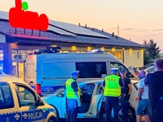 Policja szuka tych mężczyzn. Mieli narozrabiać w sklepie