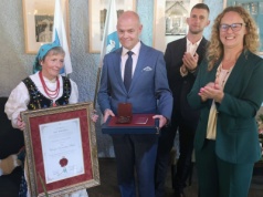 Wanda Łomnicka-Dulak honorową obywatelką Piwnicznej-Zdroju
