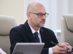 Berek: Dostarczę Tuskowi dane o dynamice prac rządu