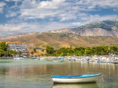 Stobreč Chorwacja – urokliwa zatoka nad Adriatykiem w cieniu Splitu