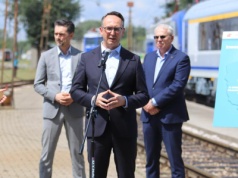 PKP IC zapłaciły 150 mln zł. Prędkość pociągów? Już możesz sprawdzić