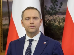 Prezydent elekt Karol Nawrocki obserwuje prace nad nową ustawą medialną