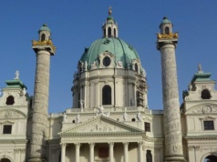 Austria: wandalizm w kościołach i ataki na wierzących