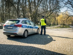 Proboszcz z Przypk podejrzany o brutalne zabójstwo. Ciało ofiary podpalił na drodze