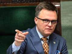 Spór Hołowni i Tuska o 