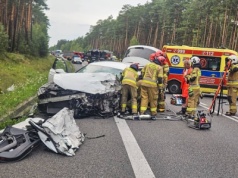 Poważny wypadek na obwodnicy Lublińca. Cztery osoby ranne w tym kobieta w ciąży