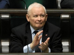 Zaskakujący sondaż partyjny. Koalicjant Tuska w poważnych tarapatach