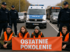 Aktywiści przerwali mecz Lechii Gdańsk. Chodziło o Karola Nawrockiego i „Lex Ostatnie Pokolenie”