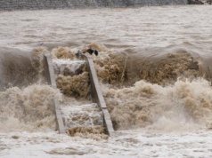 Dramat w Sudetach. Ewakuacja dzieci z obozów z powodu groźby powodzi