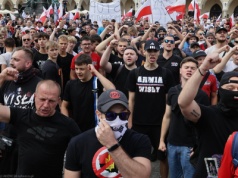 Jak zapobiec fali nienawiści wobec migrantów w Polsce? 