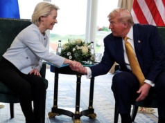 15 proc. i 0 proc. Trump i Leyen ogłaszają porozumienie handlowe UE i USA