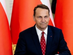 Padło pytanie o ministra Sikorskiego. Ankietowani wystawili mu ocenę