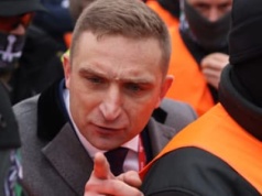 1,5 procent na Bąkiewicza. Ujawniamy, jak nacjonaliści zdobywają pieniądze z podatku