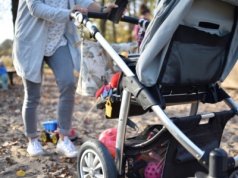 Mama plus: emerytalne wsparcie nie jest z automatu. Oto, co trzeba zrobić