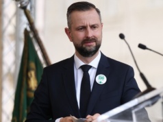 800 plus tylko dla pracujących rodziców? Nowy pomysł Kosiniaka-Kamysza