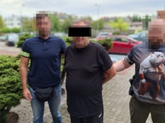 68-letni mieszkaniec Lublina był przekonany, że inwestuje swoje pieniądze na giełdzie. Stracił ponad 2,5 mln złotych