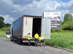Kontrola tachografów w Jaworznie. Policja i KAS kontroluje TIRy na DK79