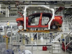 Sceptyczny optymizm europejskich producentów. Tak komentują porozumienie w sprawie ceł