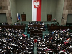 Nowy sondaż partyjny. Duży skok i zmiana na pozycji lidera